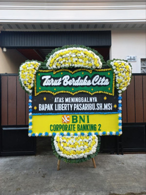 Papan Bunga Duka di Risei Sayati