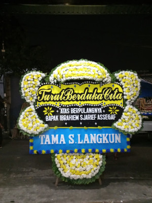 Papan Bunga Duka di Risei Sayati